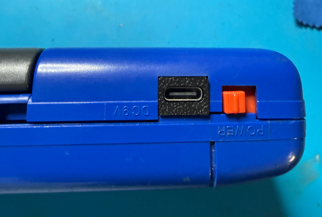 Pre Build Sega Clean Screen Game Gear -OEM Blue Used Shell